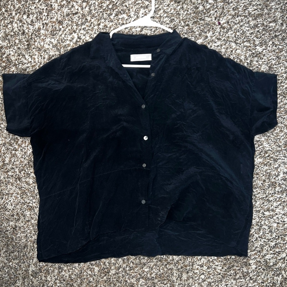 Everlane The Boxy Shirt in Washable Silk
